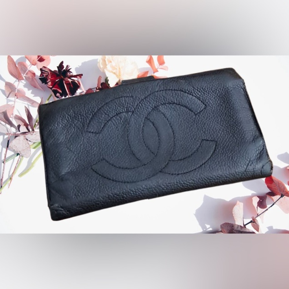 Chanel Vintage Black Caviar Leather French Purse Kiss Lock Bifold Wallet⁠
